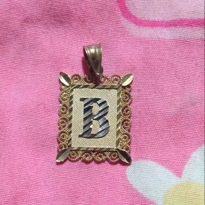 10k monogram pendant